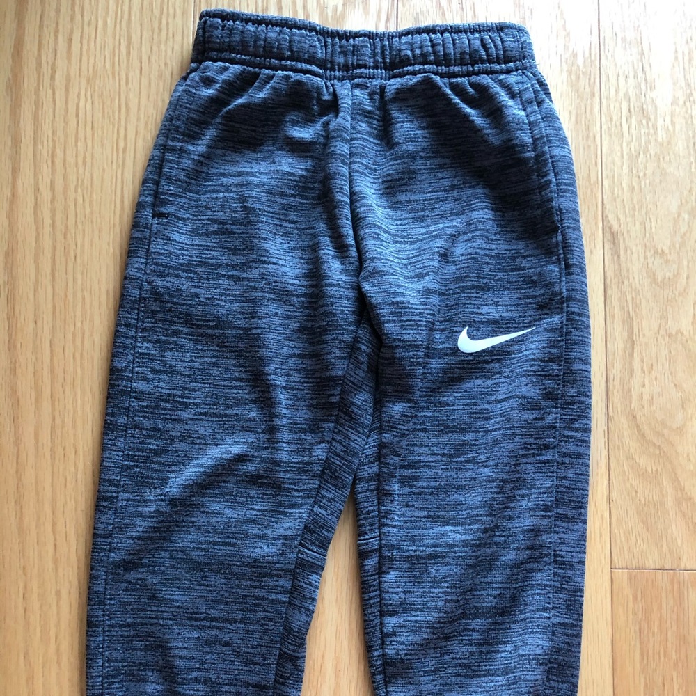 Nike Boys 3T Dri-Fit fleece lined athletic pants